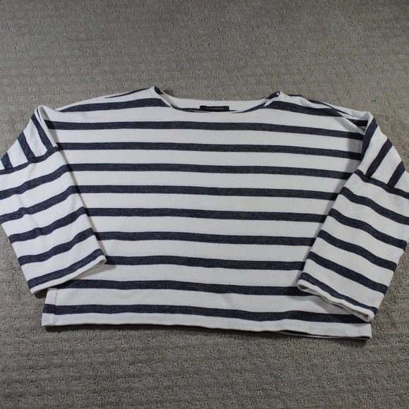 Banana Republic Tops - Banana Republic Size Large Woven Knit Blue and Cream Striped Crop Shirt